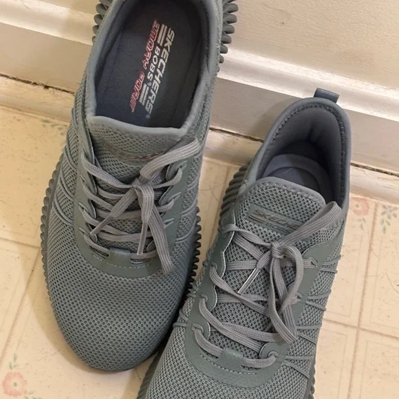 Skechers Sneakers - Picture 5 of 5